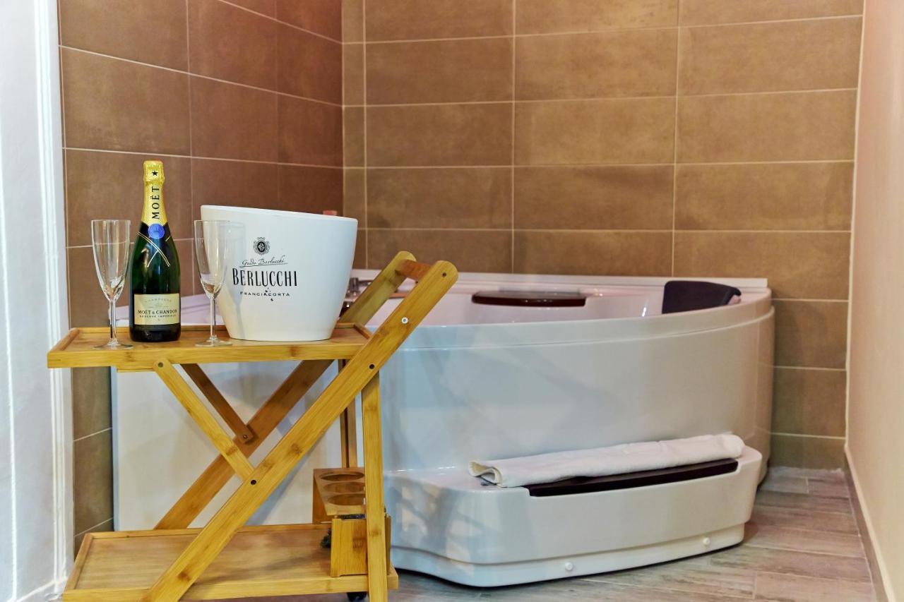 ナポリ Artisti Bed&Dreams Bed & Breakfast エクステリア 写真